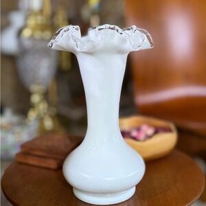 Vintage Fenton Silver Crest Ruffle Milk Glass Bulb Vase
